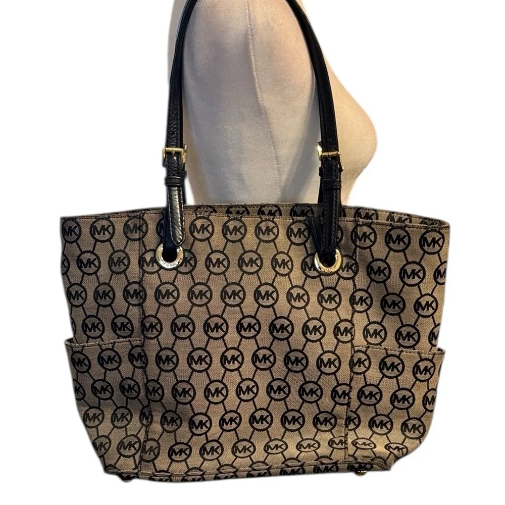 MICHAEL KORS large shoulder bag